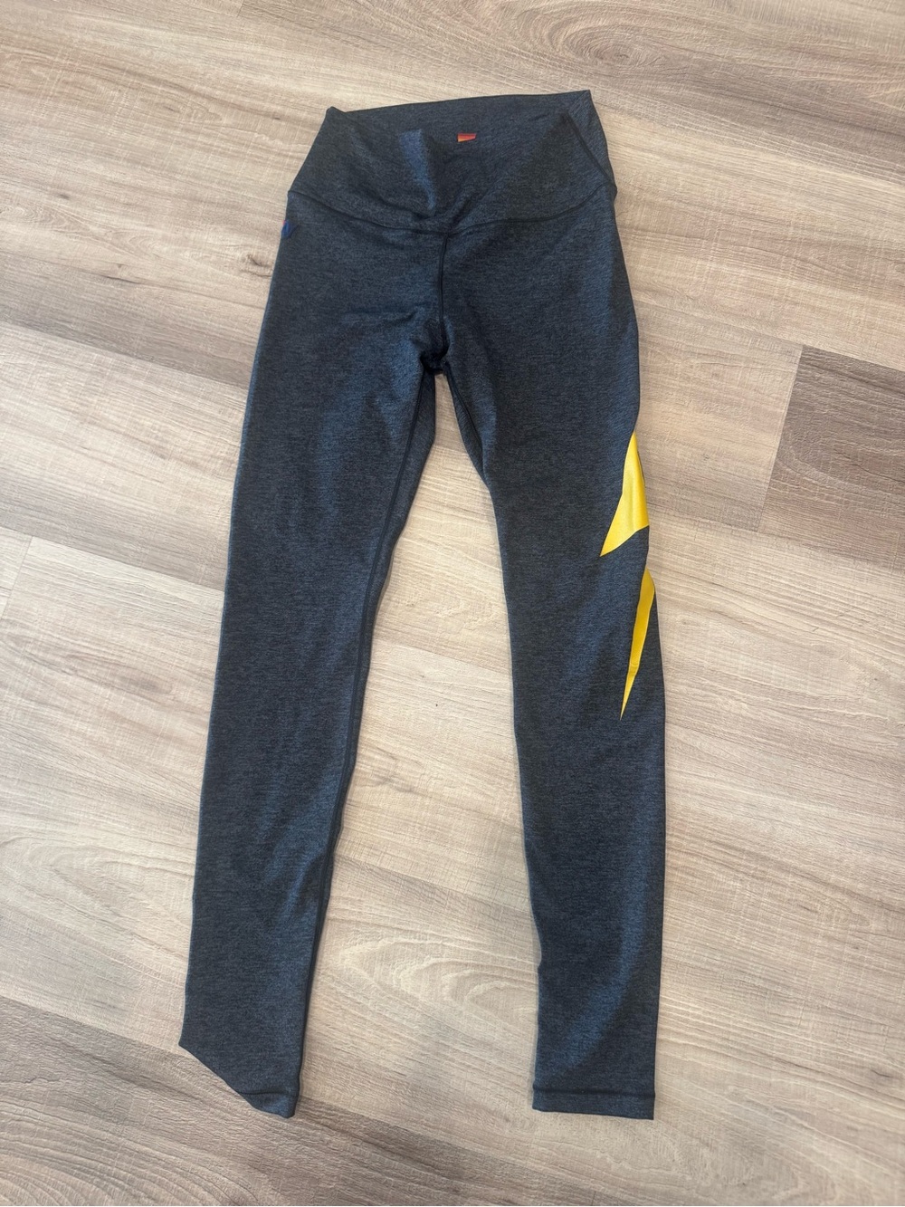 Girls' Dark Gray Leggings with Yellow Accent
